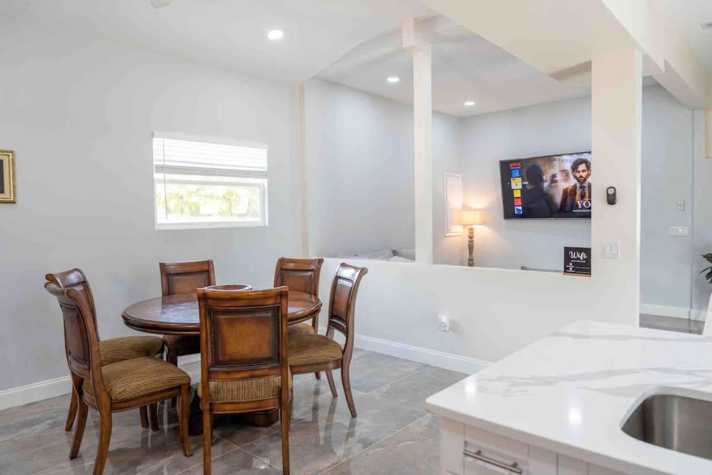Tampa Bay Oasis Apartamento Tarpon Springs Exterior foto