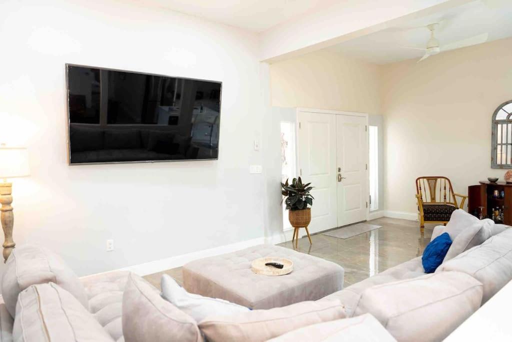 Tampa Bay Oasis Apartamento Tarpon Springs Exterior foto